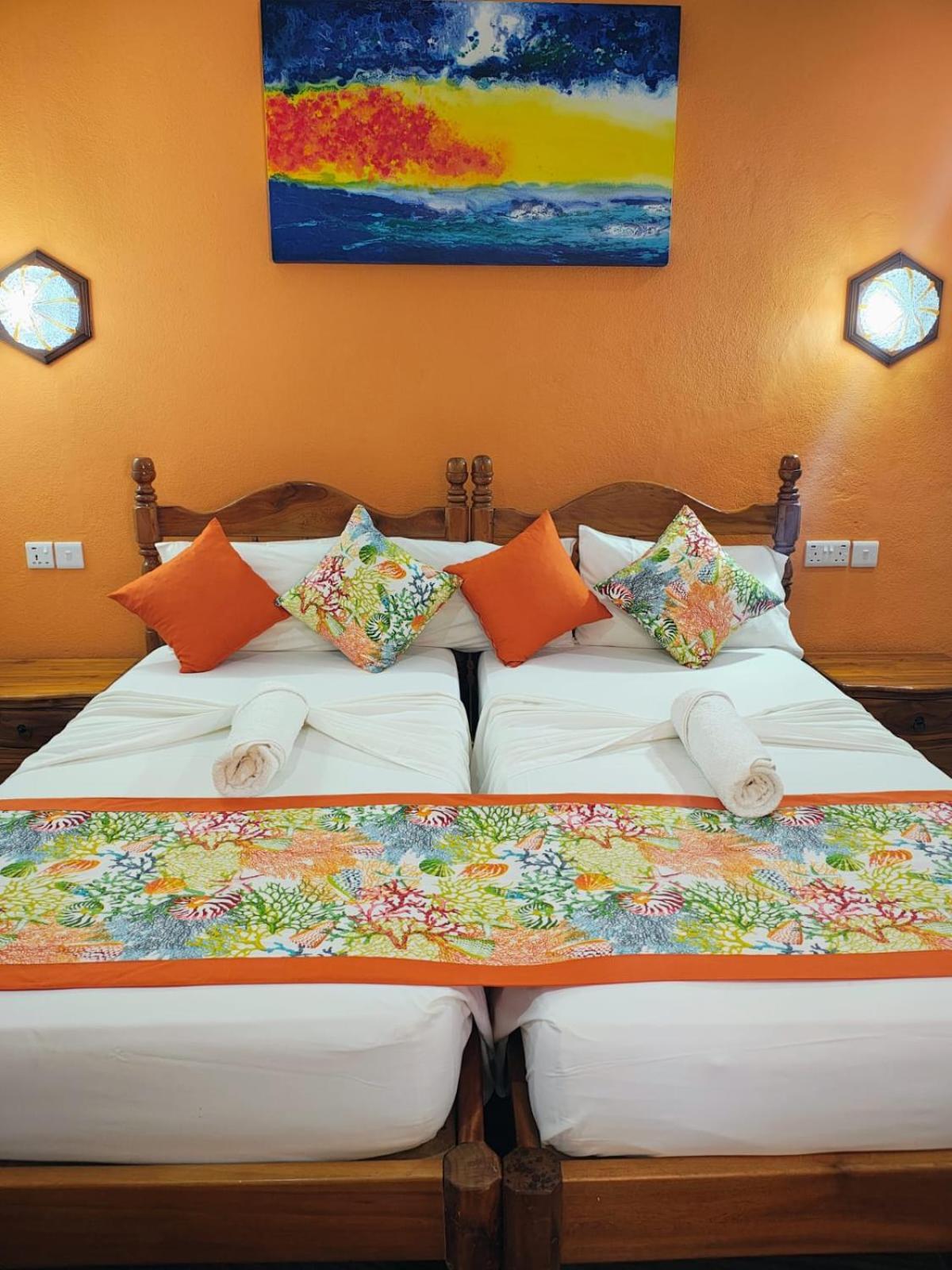 גרנד אנס The Islander Hotel מראה חיצוני תמונה